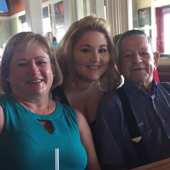 Meet your Posher, Ashley - Picture 1 of 1